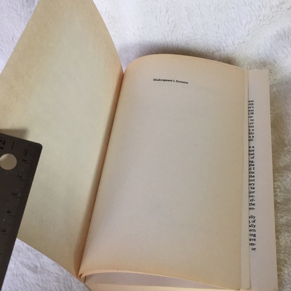 Essay on Shakespeare’s Sonnets by Stephen Booth (Lot of 2 Books) Yale University - Picture 8 of 15